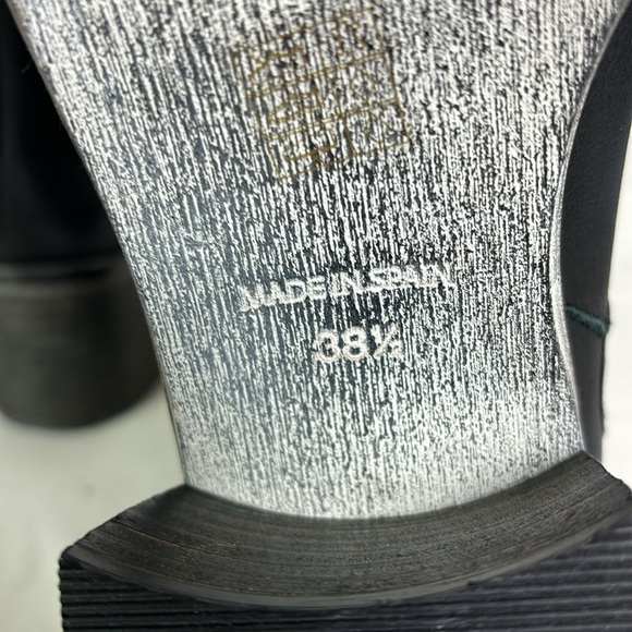 NWOB Free People Essential Chelsea Womens Black Leather Stacked Heel Boots - Picture 7 of 8